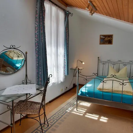 Altstadt Apartment *